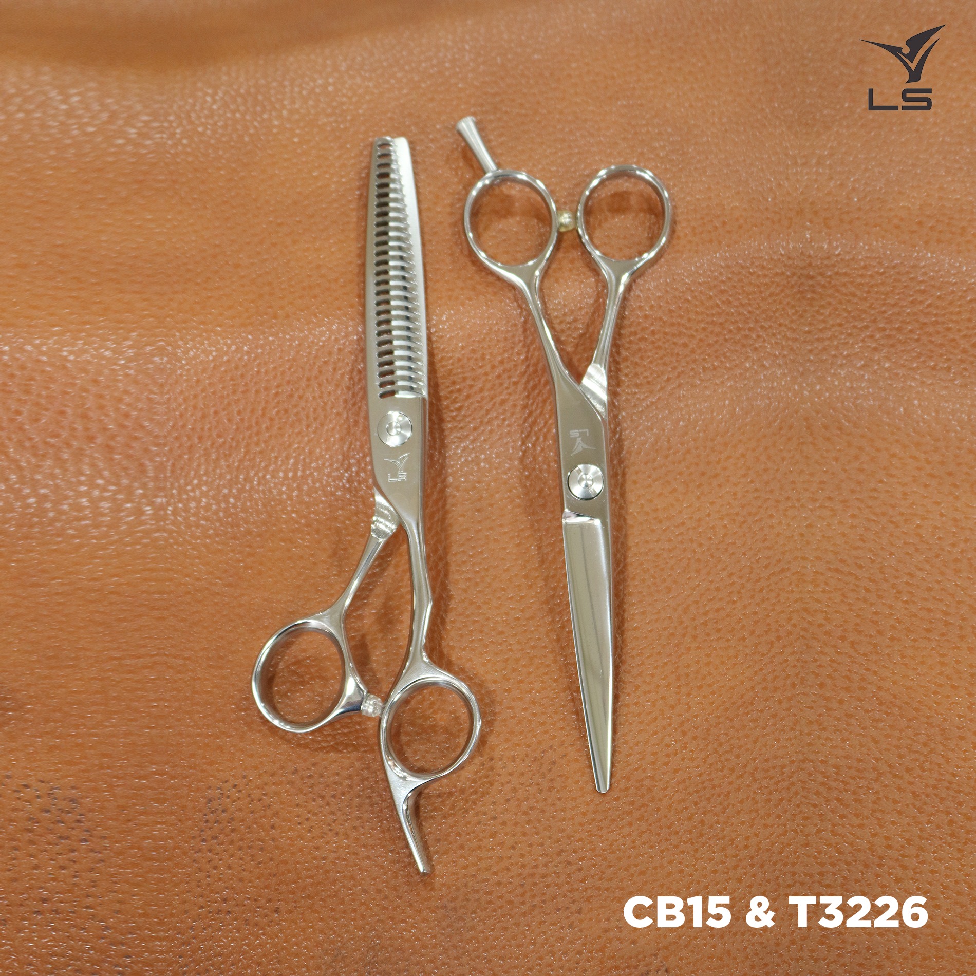 Kéo cắt tóc VLS được sản xuất hoàn toàn bằng thép Nhật