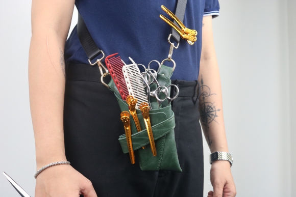Khẳng định chất riêng với bao da đựng kéo VLS Khẳng định chất riêng với bao da đựng kéo VLS